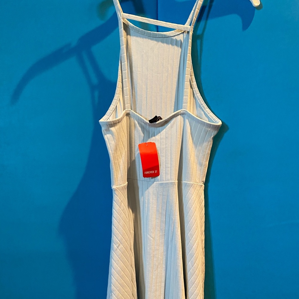 Sundress - Picture 2 of 2